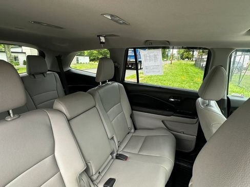 Used 2021 Honda Pilot Special Edition image 32
