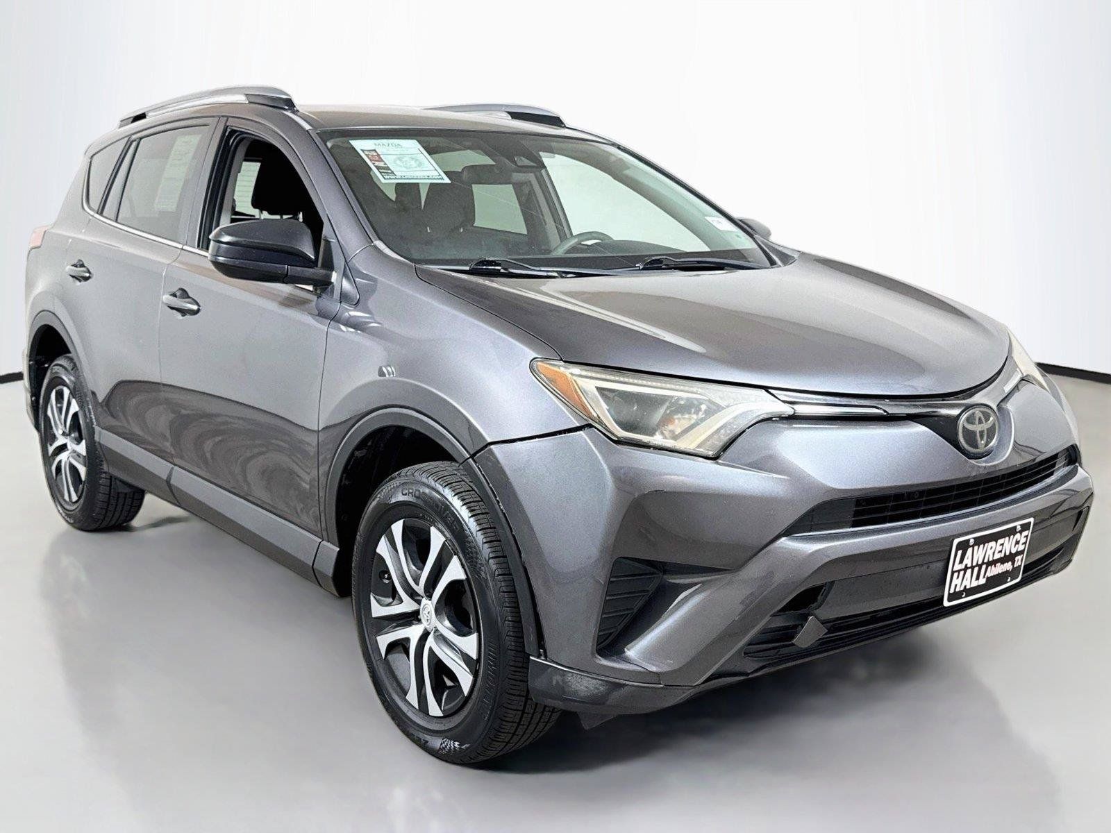 Used 2017 Toyota RAV4 LE w/ Carpet Mat Package AWD/4WD image 3