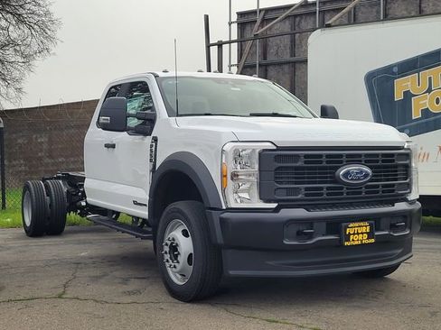 New 2026 Ford F550 2WD SuperCab Super Duty image 1