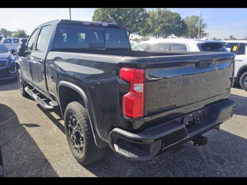Used 2022 Chevrolet Silverado 2500 LTZ w/ LTZ Plus Package image 2