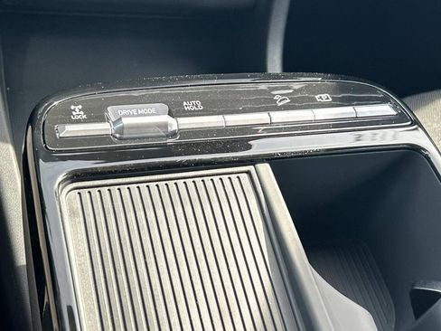 New 2026 Hyundai Tucson Blue SE image 31