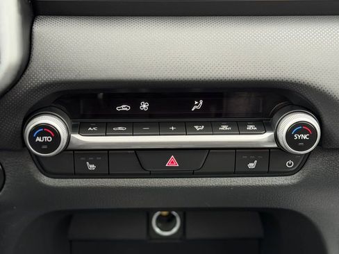 Used 2025 MAZDA CX-50 AWD 2.5 S w/ Weather Package image 16