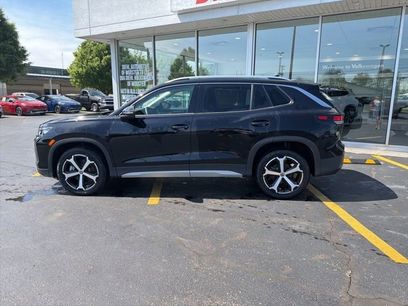 New 2025 Volkswagen Tiguan SE