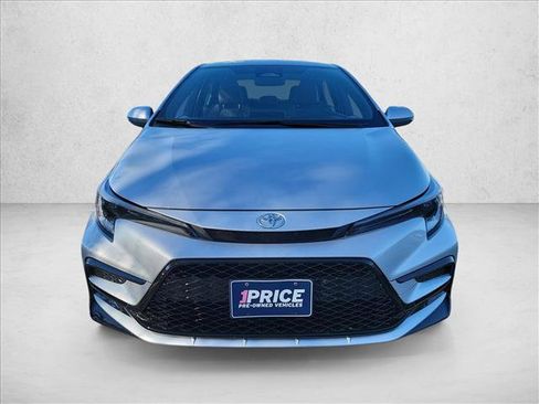 Used 2023 Toyota Corolla SE image 2