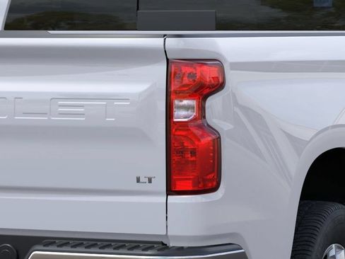 New 2026 Chevrolet Silverado 1500 LT w/ Z71 Off-Road Package AWD/4WD image 12