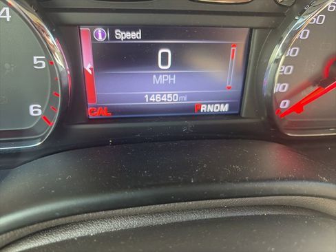 Used 2015 GMC Yukon SLT w/ Open Road Package image 17