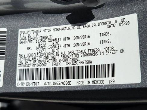 Certified 2021 Toyota Tacoma TRD Off-Road image 23