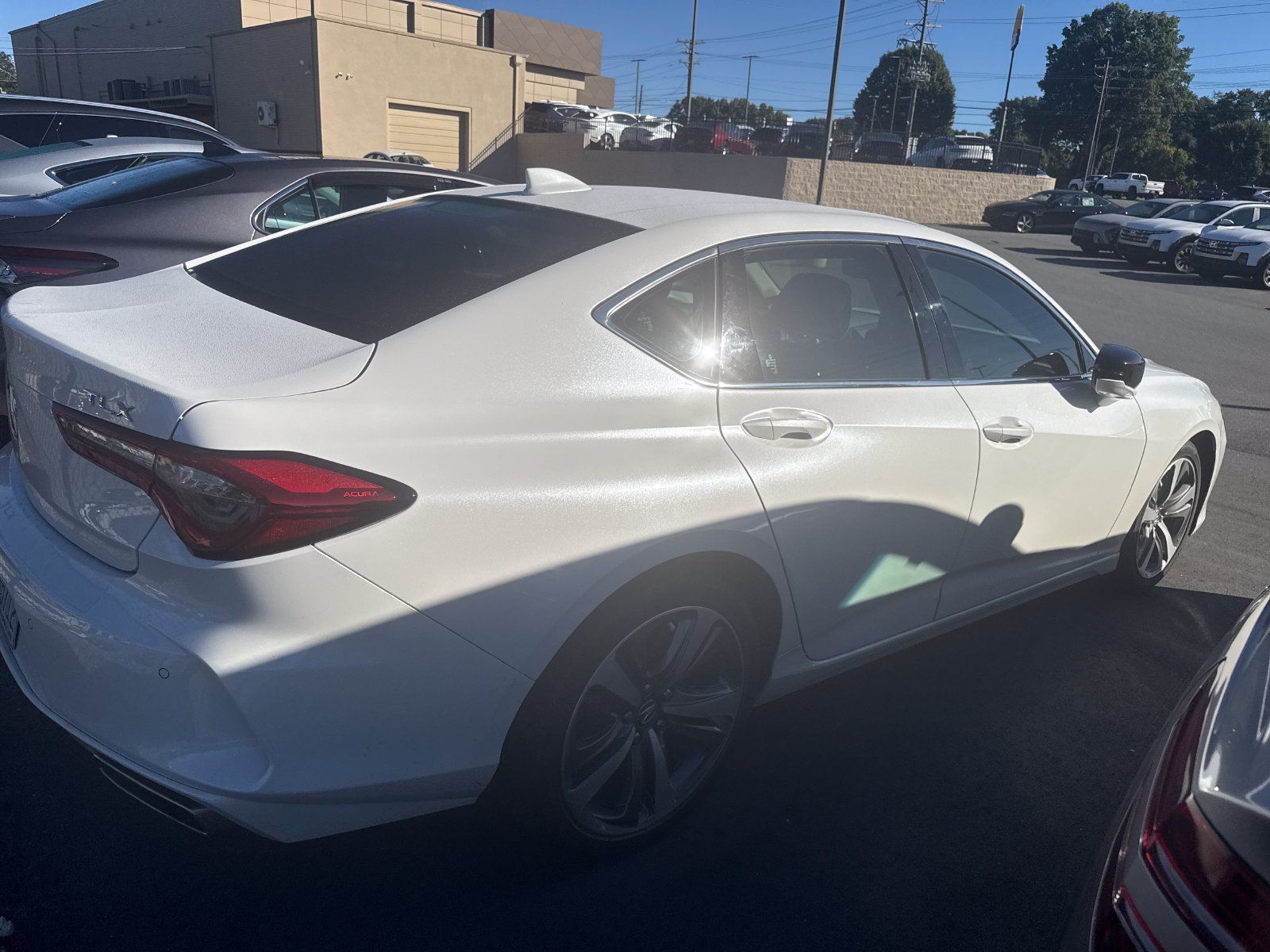 Used 2021 Acura TLX w/ Advance Package FWD image 9