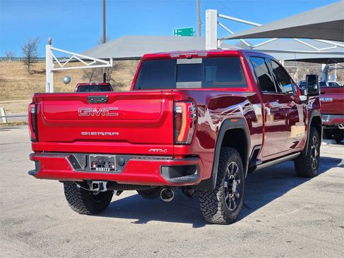 Used 2025 GMC Sierra 2500 AT4 w/ AT4 Premium Plus Package image 7