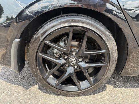 Used 2024 Honda Civic Sport image 10