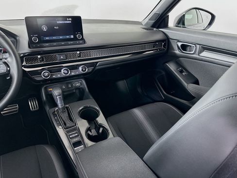 Used 2025 Honda Civic Sport image 22