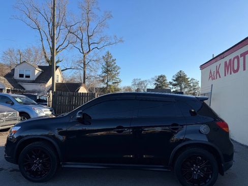 Used 2017 Mitsubishi Outlander Sport LE image 4