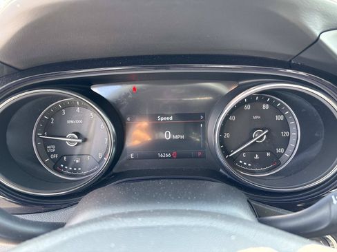 Used 2023 Buick Encore GX Select FWD image 25