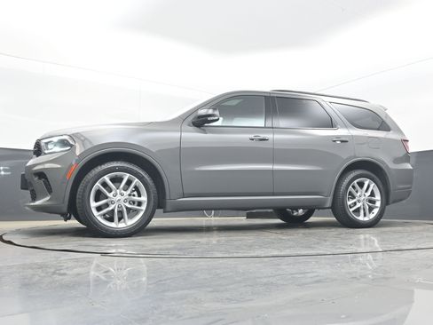 Used 2025 Dodge Durango GT AWD/4WD image 26