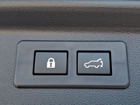 Used 2025 Subaru Forester Wilderness image 29