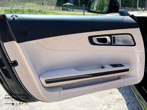 Used 2020 Mercedes-Benz AMG GT C image 20