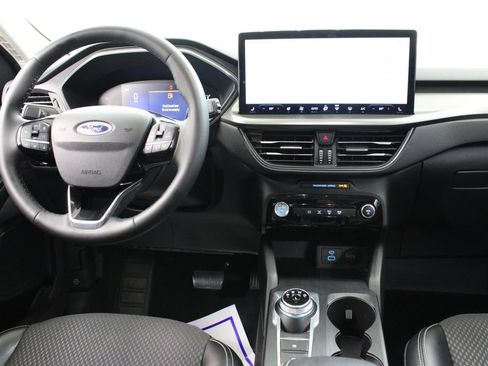 Used 2023 Ford Escape SE FWD image 9