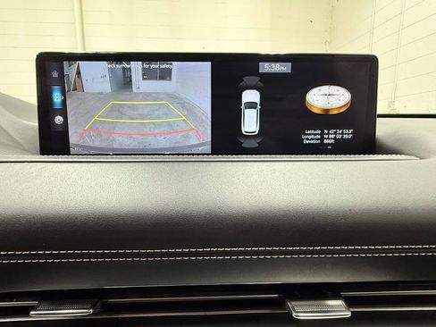 Used 2024 Genesis GV80 2.5T image 18