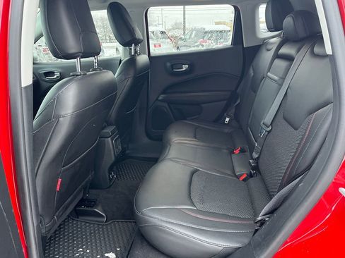 Used 2018 Jeep Compass Trailhawk w/ Cold Weather Group image 24