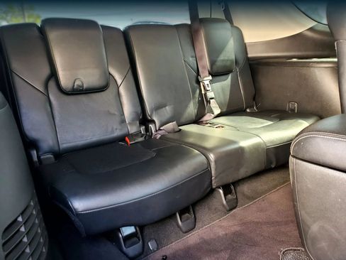 Used 2017 INFINITI QX80 4WD w/ Driver Assistance Package image 28