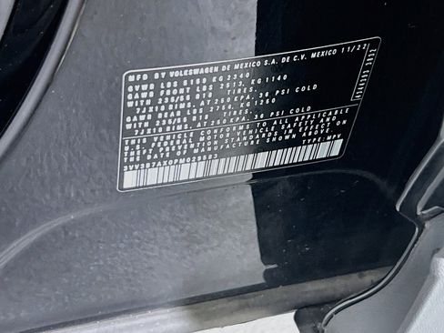 Used 2023 Volkswagen Tiguan SE FWD image 30