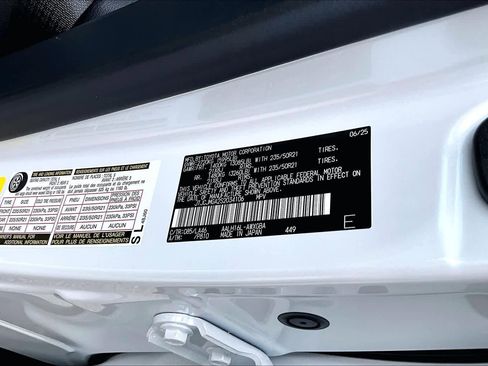 Used 2025 Lexus RX 450h AWD w/ Luxury Package image 35