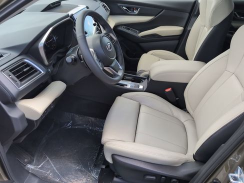 New 2026 Subaru Ascent Limited AWD/4WD image 10