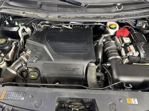 Used 2018 Ford Explorer Platinum AWD/4WD image 27