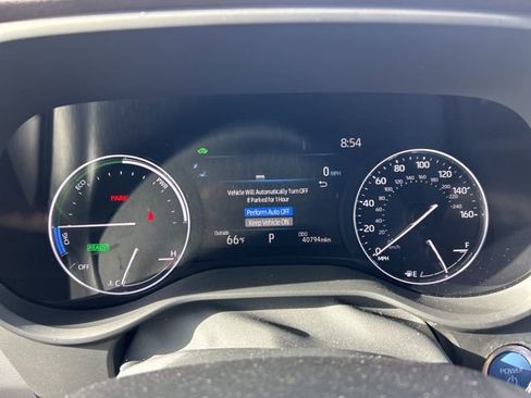 Used 2023 Toyota Sienna Platinum image 19