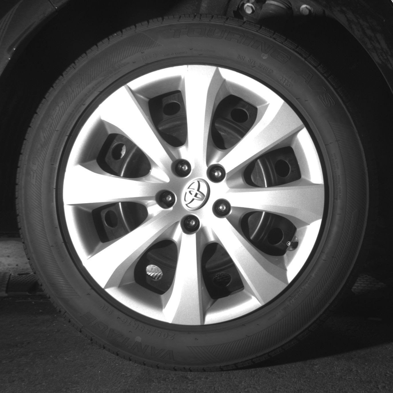 Used 2025 Toyota Corolla LE FWD image 18