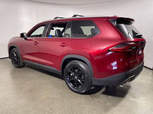New 2026 Toyota Grand Highlander AWD Hybrid image 5