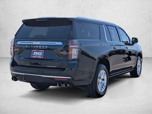 Used 2023 Chevrolet Suburban Premier AWD/4WD image 5