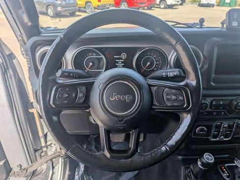 Used 2020 Jeep Gladiator Sport w/ Quick Order Package 24S AWD/4WD image 17