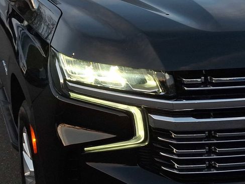 Used 2024 Chevrolet Tahoe Premier image 9