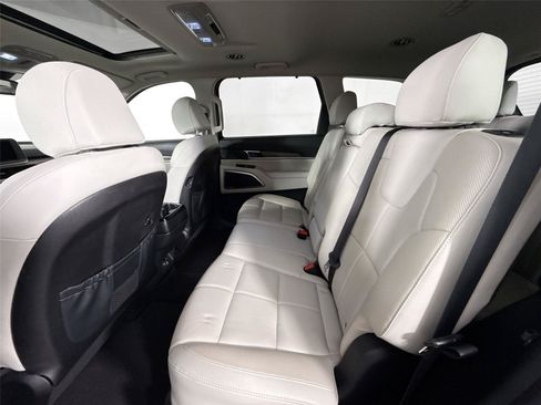 Used 2022 Kia Telluride EX FWD image 31