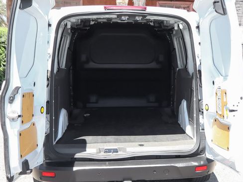 Used 2023 Ford Transit Connect XL w/ Trailer Tow Package FWD image 8