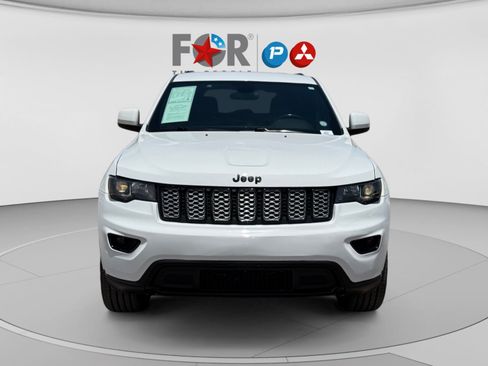 Used 2021 Jeep Grand Cherokee Laredo X RWD image 8
