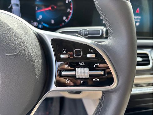 Used 2020 Mercedes-Benz GLE 350 GLE 350 4MATIC Sport Utility 4 image 30