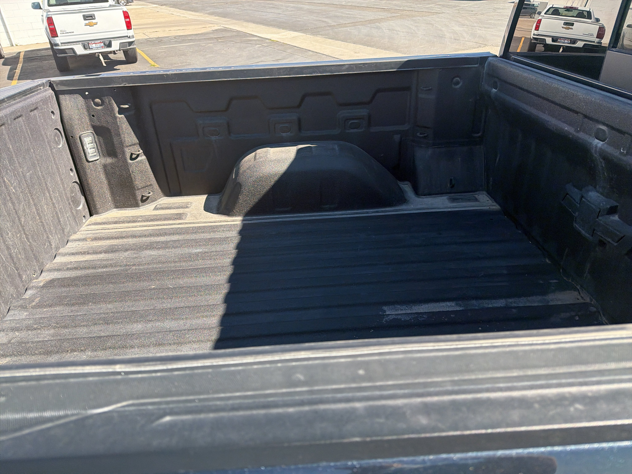 Used 2021 Chevrolet Silverado 1500 LTZ AWD/4WD image 6