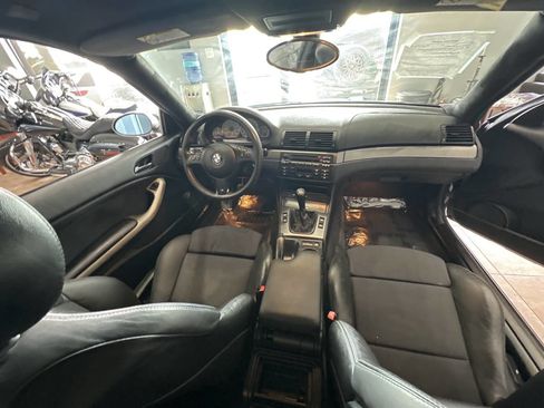 Used 2004 BMW M3 Coupe image 21
