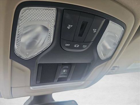 Used 2019 RAM 1500 Big Horn image 21