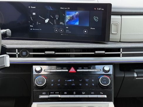 Used 2025 Hyundai Santa Fe Calligraphy AWD/4WD image 24