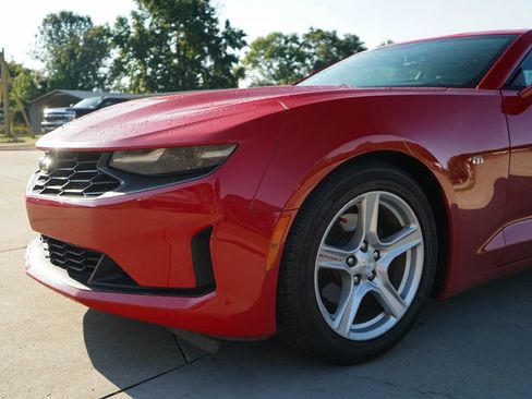 Used 2019 Chevrolet Camaro LT RWD image 16
