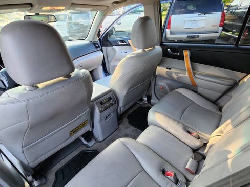 Used 2008 Toyota Highlander Limited image 32