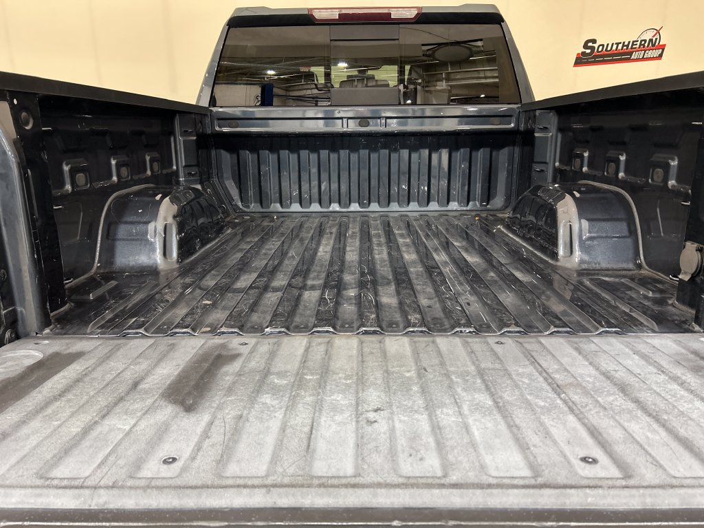 Used 2021 Chevrolet Silverado 1500 LT w/ Texas Edition Plus RWD image 5