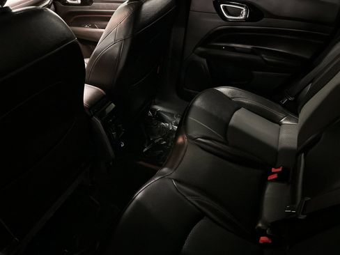 Used 2022 Jeep Compass Trailhawk w/ Trailhawk Convenience Group image 11