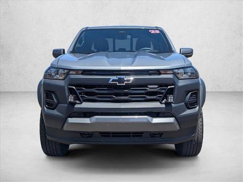 Used 2025 Chevrolet Colorado Trail Boss AWD/4WD image 3