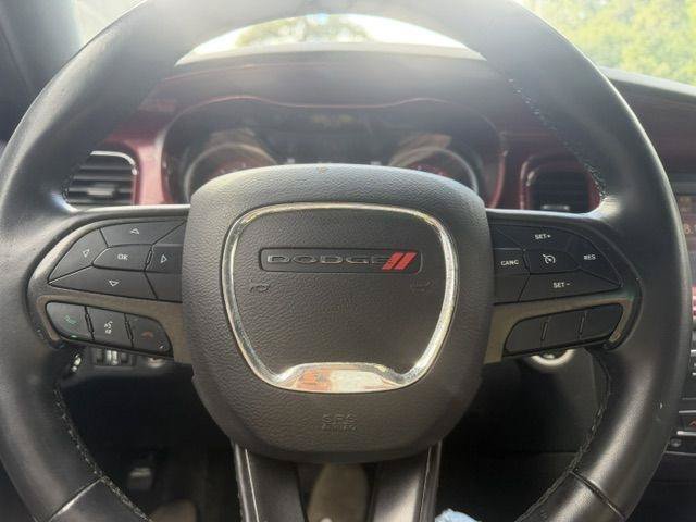 Used 2017 Dodge Charger SE RWD image 17