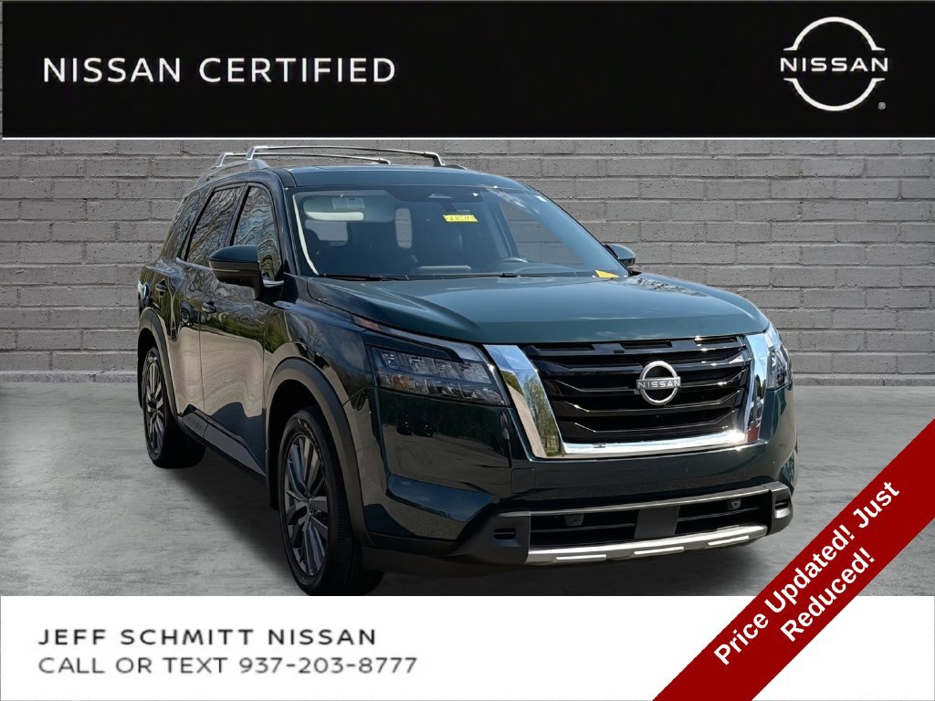 Certified 2025 Nissan Pathfinder SL w/ SL Premium Package FWD image 1