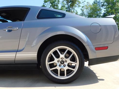 Used 2007 Ford Mustang Shelby GT500 RWD image 14